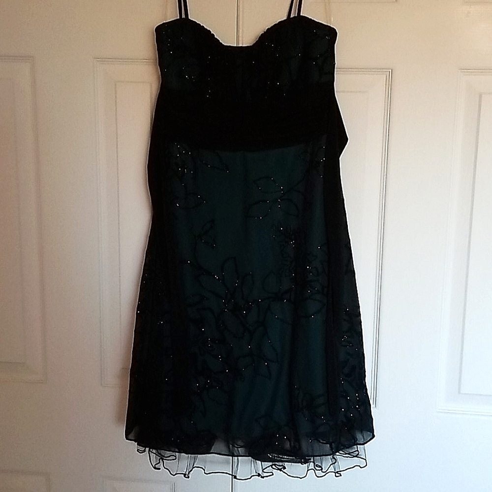 Speechless cocktail dress